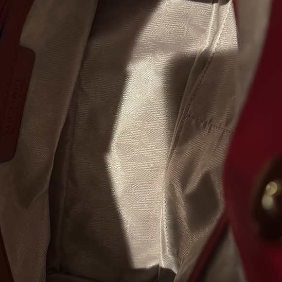 MICHAEL KORS PURSE - Picture 4 of 4